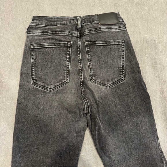 Everlane Authentic Stretch Skinny Bootcut Jeans in Washed Black - Picture 4 of 4